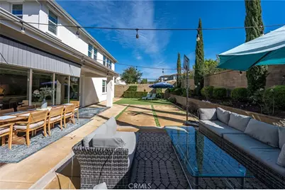 106 Aims, Irvine, CA 92618 - Photo 25