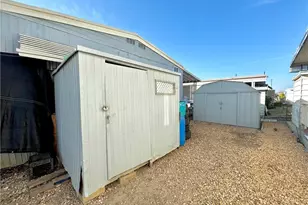 1895 W Devonshire Ave, Hemet, CA 92545 - Photo 11