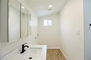 122 N Bewley St, Santa Ana, CA 92703 - Photo 27