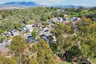 27172 Valleymont Rd, Lake Forest, CA 92630 - Photo 29