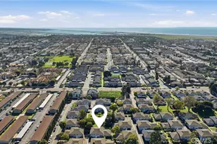 16395 Del Oro Cir, Huntington Beach, CA 92649 - Photo 33