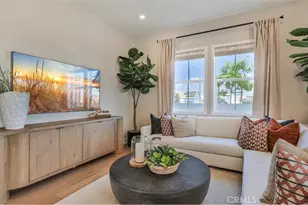 27419 Shining Willow Ln, Valencia, CA 91381 - Photo 5