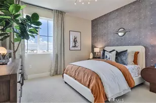 27419 Shining Willow Ln, Valencia, CA 91381 - Photo 15