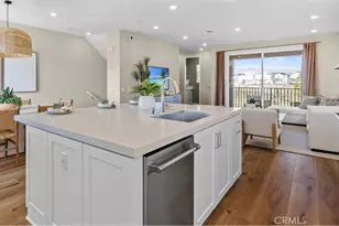 908 Chinon, Irvine, CA 92618 - Photo 3