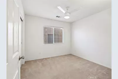 14632 Glenridge Court, Sylmar, CA 91342 - Photo 25