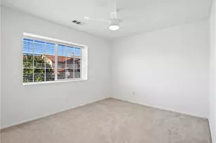 14632 Glenridge Ct, Sylmar, CA 91342 - Photo 23