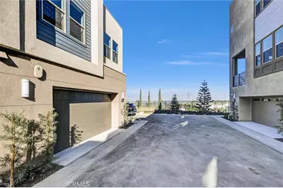 2058 Hollyleaf, Montebello, CA 90640 - Photo 3