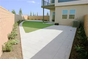 2058 Hollyleaf, Montebello, CA 90640 - Photo 43