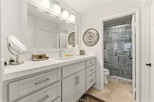 200 Villa Point, Newport Beach, CA 92660 - Photo 5