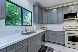 223 N St Andrews, Los Angeles, CA 90004 - Photo 15