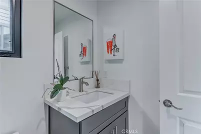 223 N. St. Andrews, Los Angeles, CA 90004 - Photo 61