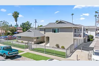 15582 Boleyn Circle, Tustin, CA 92780 - Photo 5