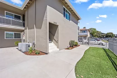 15582 Boleyn Circle, Tustin, CA 92780 - Photo 7