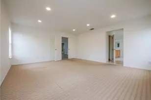 9334 Meadow Ln, Riverside, CA 92508 - Photo 15