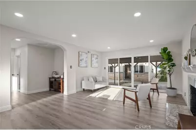 638 N Buttonwood, Anaheim, CA 92805 - Photo 9