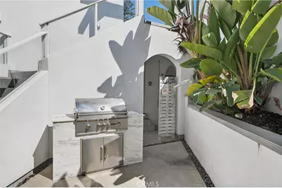 405 Blumont Street, Laguna Beach, CA 92651 - Photo 9