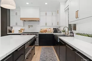 701 Poinsettia Ave, Corona del Mar, CA 92625 - Photo 9