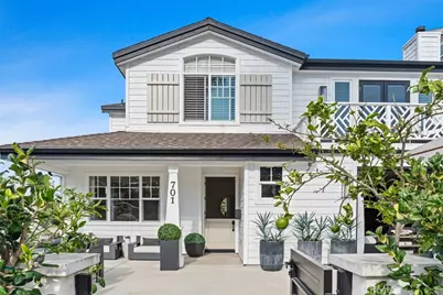701 Poinsettia Avenue, Corona del Mar, CA 92625 - Photo 1