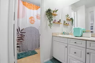 11 Silver Spruce Ct, Lake Forest, CA 92630 - Photo 19