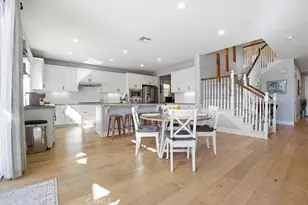 11 Silver Spruce Ct, Lake Forest, CA 92630 - Photo 9