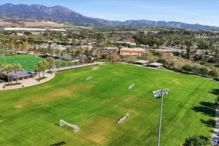 11 Silver Spruce Ct, Lake Forest, CA 92630 - Photo 37