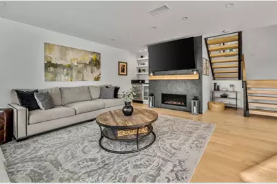 2111 Vista Entrada, Newport Beach, CA 92660 - Photo 7