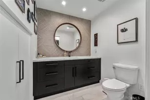 2111 Vista Entrada, Newport Beach, CA 92660 - Photo 5