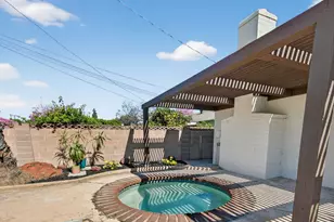 2610 N Deodar, Santa Ana, CA 92705 - Photo 31