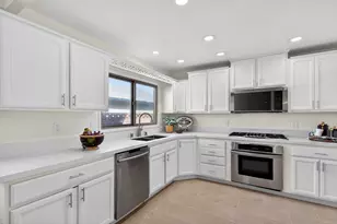 2610 N Deodar, Santa Ana, CA 92705 - Photo 5