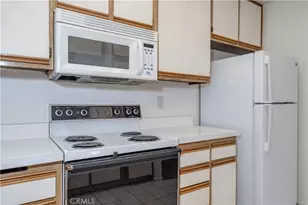 305 Huntington, Irvine, CA 92620 - Photo 11