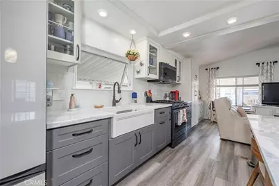 80 Huntington #618, Huntington Beach, CA 92648 - Photo 9