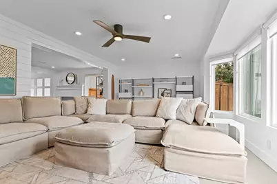 9211 Hyde Park, Huntington Beach, CA 92646 - Photo 7