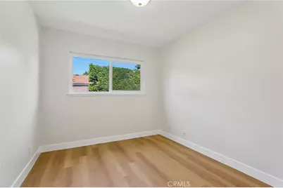 17191 Kampen Lane, Huntington Beach, CA 92647 - Photo 23