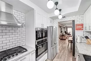 326 E Valencia, Burbank, CA 91502 - Photo 9