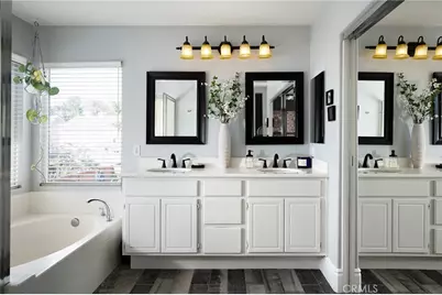 32 Berlamo, Rancho Santa Margarita, CA 92688 - Photo 15