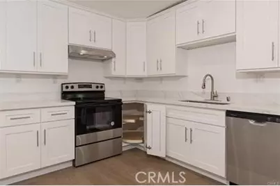 1017 S Washburn, Corona, CA 92882 - Photo 15