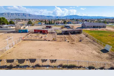 10872 Peach Avenue, Hesperia, CA 92345 - Photo 35