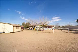 10872 Peach Ave, Hesperia, CA 92345 - Photo 25