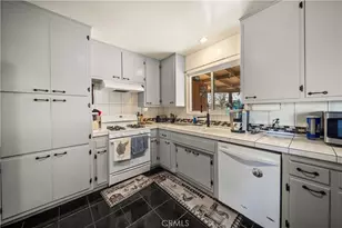 10872 Peach Ave, Hesperia, CA 92345 - Photo 9