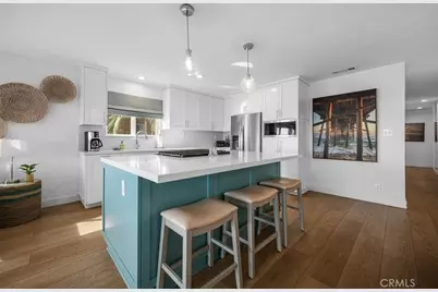 700 E Oceanfront, Newport Beach, CA 92661 - Photo 37