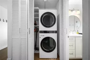 700 E Oceanfront, Newport Beach, CA 92661 - Photo 13