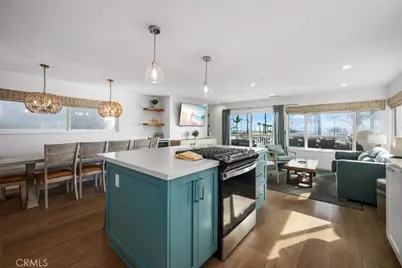 700 E Oceanfront, Newport Beach, CA 92661 - Photo 41