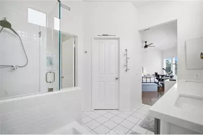 8 Cuzzano Aisle, Irvine, CA 92606 - Photo 33