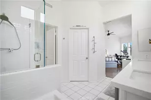 8 Cuzzano Aisle, Irvine, CA 92606 - Photo 33