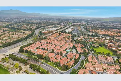 8 Cuzzano Aisle, Irvine, CA 92606 - Photo 39