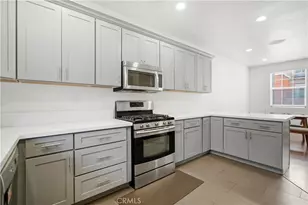 8 Cuzzano Aisle, Irvine, CA 92606 - Photo 21