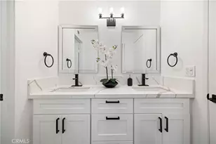 2231 Pacific, Costa Mesa, CA 92627 - Photo 19