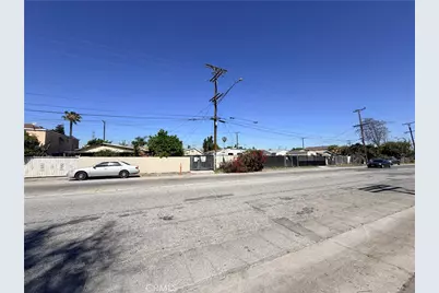 1318 E 100th Street, Los Angeles, CA 90002 - Photo 45