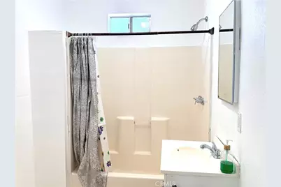 1318 E 100th Street, Los Angeles, CA 90002 - Photo 23