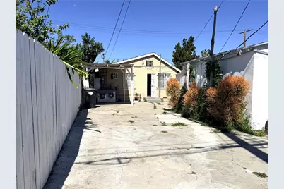 1318 E 100th Street, Los Angeles, CA 90002 - Photo 15